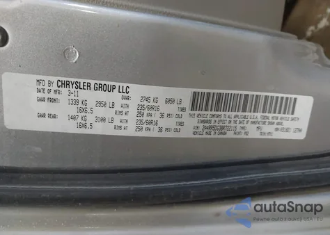 2011 Chrysler Town & Country Touring from USA, damaged, VIN 2A4RR5DG3BR722115